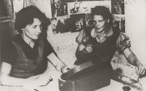  1961 .