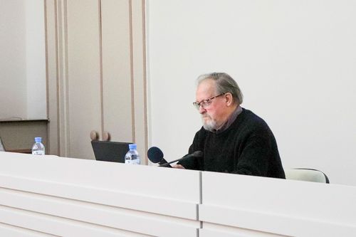 Владимир Стороженко, главный научный сотрудник лаборатории лесоводства и биологической продуктивности Института лесоведения РАН Владимир Стороженко, главный научный сотрудник лаборатории лесоводства и биологической продуктивности Института лесоведения РАН