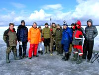 Коллектив участников бурения донных отложений на Онежском озере, Петрозаводская губа, в 2019 году Коллектив участников бурения донных отложений на Онежском озере, Петрозаводская губа, в 2019 году