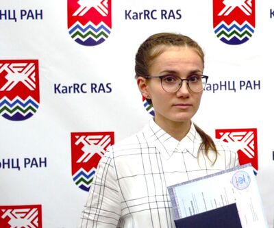 Мария Макарова, младший научный сотрудник ИПМИ КарНЦ РАН Мария Макарова, младший научный сотрудник ИПМИ КарНЦ РАН